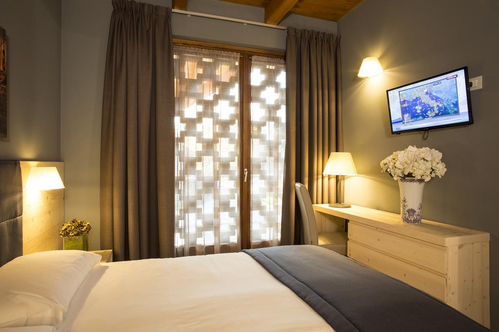 La Burla Villa Borgosesia Dış mekan fotoğraf