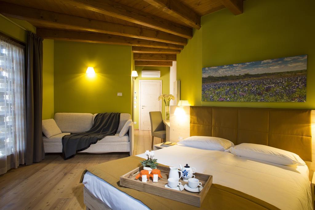 La Burla Villa Borgosesia Dış mekan fotoğraf